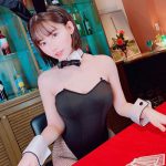 深田えいみ、ハイレグバニー姿が美しいコスプレショットで挑発！「バニーえいみ素晴らしい」