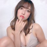 高梨瑞樹、色気たっぷりの誘惑ショットに悩殺