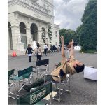 山田裕貴が「ポツンと感」を滲み出す写真を大量公開