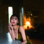 奈月セナ、女豹姿で最新写真集『たまゆら』発売記念読者イベントに登場！　