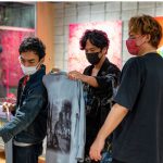 稲垣吾郎、草彅剛、香取慎吾がヤンチェの新店舗でスリーショットを披露！「素敵です」