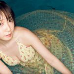 伊織もえ、2nd写真集から先行カットを「ヤングチャンピオン烈」で公開