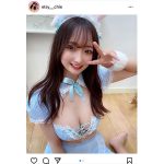 elsy 愛森ちえ、デコルテ&美乳に釘付けのバニーガールコスプレ披露