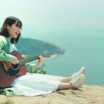 乃木坂46 掛橋沙耶香が故郷の岡山で弾き語りに挑戦