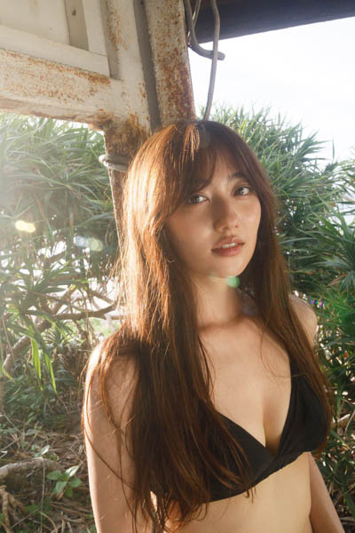 奥山かずさ、最新写真集でふんわり美尻披露「買って、家宝にします」