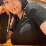 未梨一花、パイ圧がスゴい着衣と水着の比較ショット公開