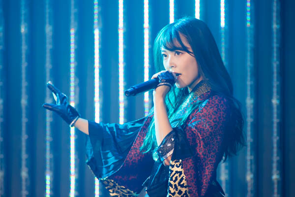 NMB48 白間美瑠、卒業公演でアイドル活動に幕「皆さんの笑顔をずっと守り続けます」