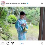 乃木坂46 山下美月、線香花火で煙まみれに! 浴衣姿で魅せる笑顔に釘付け