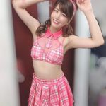 永原芽衣、可愛さあふれるギンガムチェック衣装で釘付け!