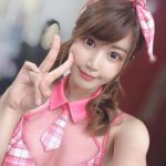 永原芽衣、可愛さあふれるギンガムチェック衣装で釘付け!