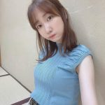 AKB48 柏木由紀、畳の楽屋でまったりした自撮りショット