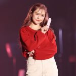 HKT48・村重杏奈がクールな秋冬ファッションでランウェイに登場！＜関コレ2021 A/W＞