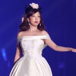 新婚ざわちん、関コレランウェイで願望叶う！！「素敵なウェディングドレス着れた」 ＜関コレ2021 A/W＞