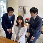 戸田恵梨香の包帯姿や永野芽郁とムロツヨシのお揃いポーズに西野七瀬のデコだしショットも!『ハコヅメ』怒涛のオフショット祭り