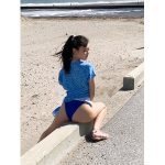 林田百加、風になびくハイレグ水着オフショット公開