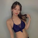 dela 今田希、後ろ姿で魅了する紐ビキニ姿に反響ぞくぞく