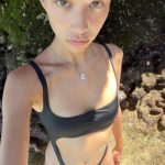 水原希子、ハイレグ変形水着でセクシーなグラビアを披露！「こんな綺麗な人いない」