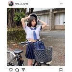 菊地姫奈、セーラー服でおへそチラ見せ「中学時代を思い出します」