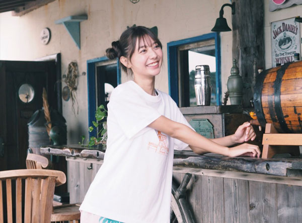 川津明日香、水着姿の満面の笑顔にキュン!