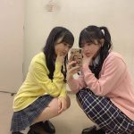 HKT48 水上凜巳花、渡部愛加里と制服2ショット披露「強すぎる」と話題に