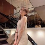 森保まどかの美麗なニットワンピースコーデに「本当に綺麗」