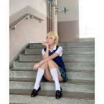 霜月めあ、いちご柄のパンツチラ見せに歓喜の声