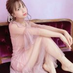 竹内星菜、シースルードレスで癒しの透け感ショットをお届け