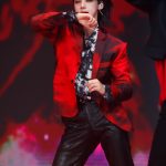 【写真特集】6人組男性グループ・WEi (위아이)、『KCON:TACT HI 5』でクールなライブパフォーマンス!!