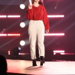 HKT48・村重杏奈がクールな秋冬ファッションでランウェイに登場！＜関コレ2021 A/W＞