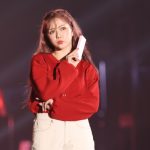 HKT48・村重杏奈がクールな秋冬ファッションでランウェイに登場！＜関コレ2021 A/W＞