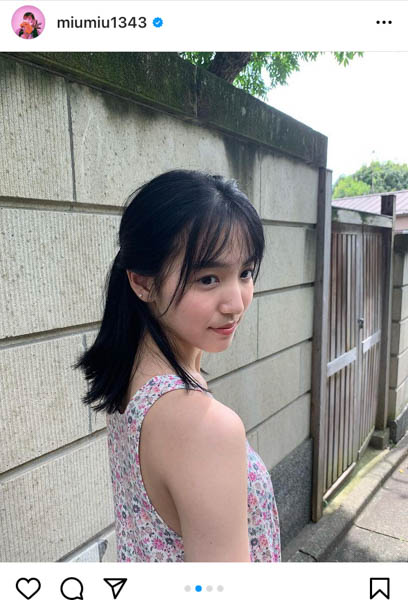 AKB48 下尾みう、縁側に水着姿で腰掛けたしっとりグラビアオフショット公開