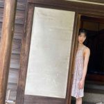 AKB48 下尾みう、縁側に水着姿で腰掛けたしっとりグラビアオフショット公開