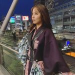 石川恋、一目惚れしたアウターを着こなす姿に「色っぽさもあり大人のかっこいい女性って感じ」