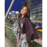 石川恋、一目惚れしたアウターを着こなす姿に「色っぽさもあり大人のかっこいい女性って感じ」