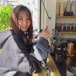 石川恋、「彼女とデートなうに使っていいよ」パーカー姿でカフェデートなオフショットを公開