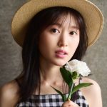 福本莉子、4年ぶりの写真集発売 髪型をバッサリショートにした場面も