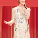 橋本愛が日本の映画館の魅力を熱弁「第34回東京国際映画祭」オープニングセレモニーであいさつ