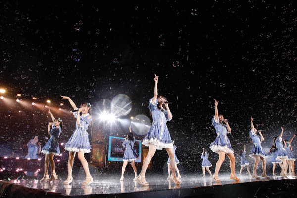 ＝LOVE・≠ME、雨の中の野外合同フェスを開催 第3のグループ始動も発表