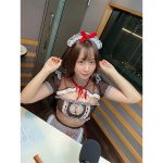 伊織もえ、ハロウィンコスプレでセクシーメイドに変身!「今夜は最高ですね」