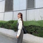 鈴木愛理、満面の笑顔で私服秋コーデを披露！高橋愛とVisのコラボセットアップを着用。