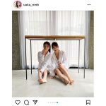 NMB48 加藤夕夏、川上千尋と「彼シャツ」2ショット披露! グラビアメン引き継ぎの決意語る