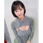 川瀬もえ、くっきり美乳ラインのスポーツウェアにびっくり!「服が凄かった…」