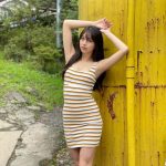 モー娘。牧野真莉愛、タイトワンピースで魅せる抜群美スタイル