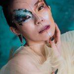 水樹奈々、ももクロらに曲提供のアーティスト・しほり、渡米後初のアルバムリリースで見せた「変異」