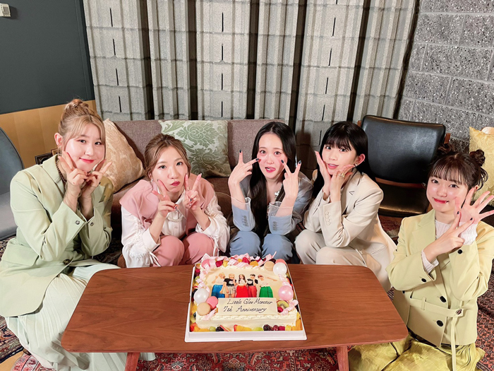 リトグリ、7周年を記念した生配信ライブを開催！アーカイブ映像も公開【イベント・レポート】