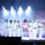 BTS、約2年ぶりの対面コンサートでファンと感激の再会
