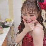 SKE48 熊崎晴香、チークを塗りたくったお茶目な舞台裏写真が話題に「勢いがあって素晴らしい笑」