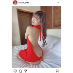 比嘉こころ、美尻丸見えのニット姿に釘付け