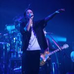 【ライブレポート】コブクロ、2年ぶりの有観客ツアーが地元大阪で完結! 「またいつか大きな声で、みんなで歌おう!」