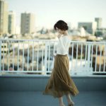 小林れい、『完全変態』へと変化する姿を収めた写真展を開催